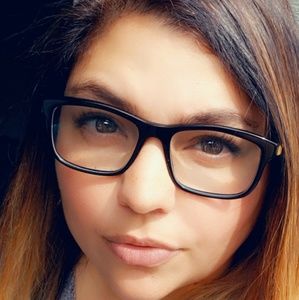 Meet your Posher, Dora